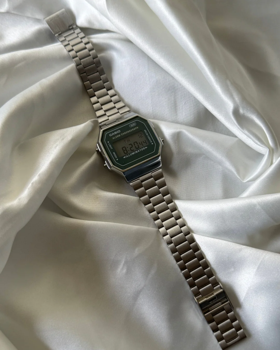 Vintage A168 Unisex (Digital Watch) - Image 7