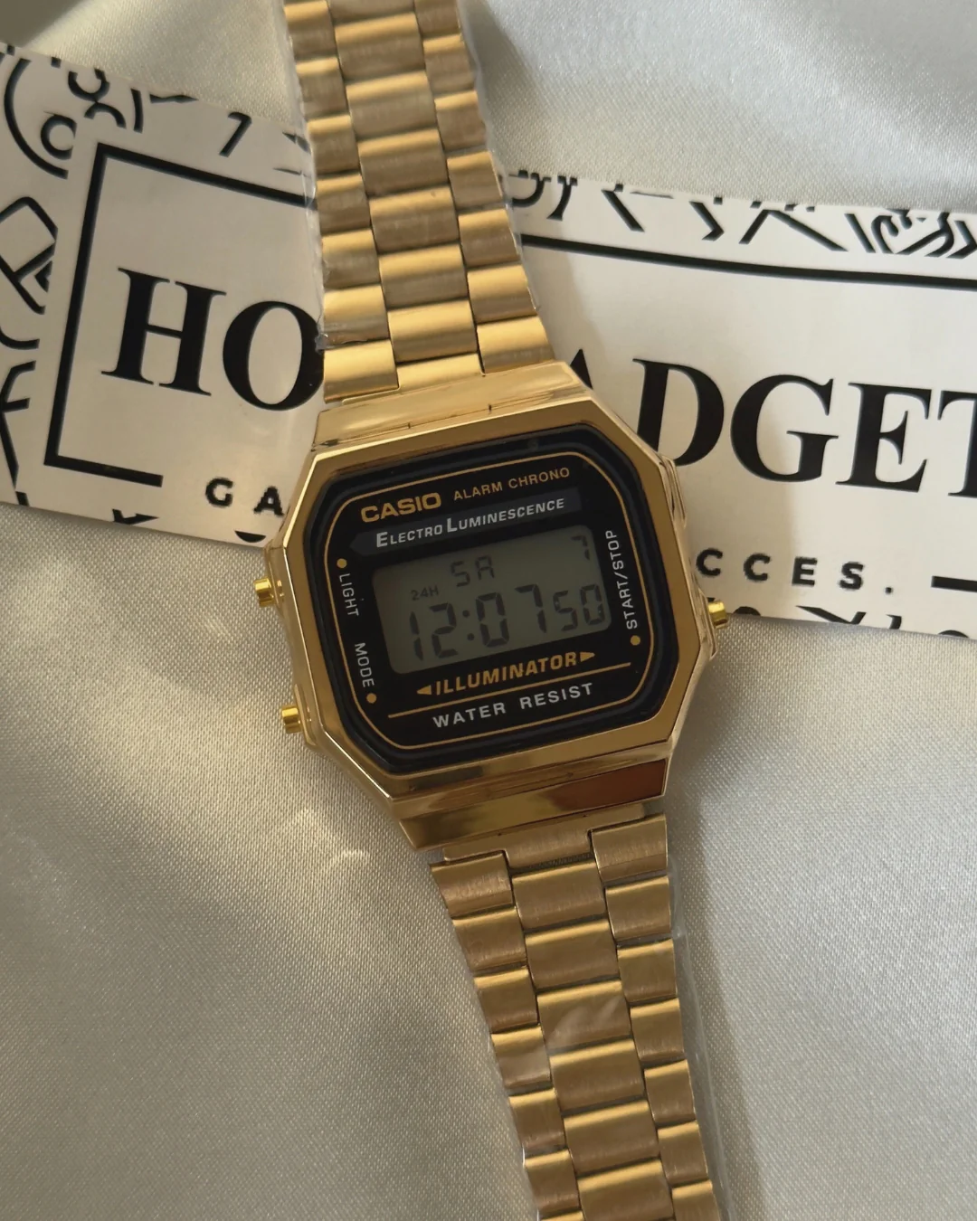 Vintage A168 Unisex (Digital Watch) - Image 3